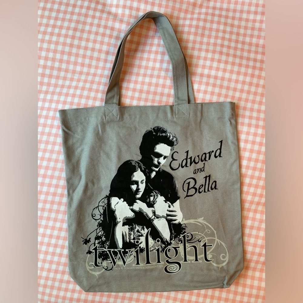 official Twilight merchandise - reversible tote bag